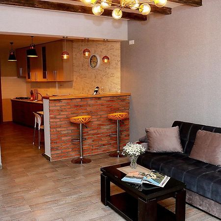 Tbilisi Trinity Apartment Bagian luar foto