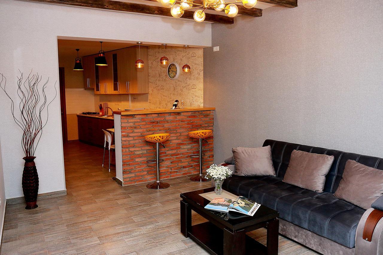 Tbilisi Trinity Apartment Bagian luar foto